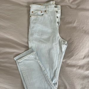 Wedgie hi-rise levis jeans “28”